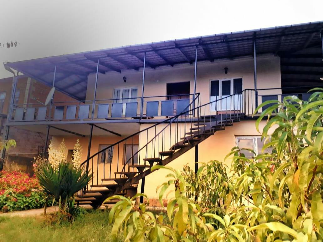 My Home كوتايسي المظهر الخارجي الصورة